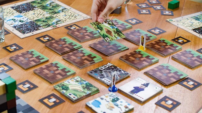 Ravensburger Minecraft: Builders & Biomes 