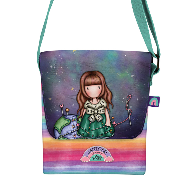 Чанта за рамо Santoro Gorjuss Be Kind To Our Planet с едно отделение. Чанта за рамо Santoro Gorjuss Be Kind To Our Planet с едно отделение.