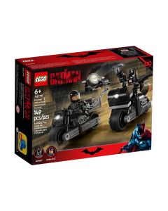 Конструктор LEGO DC Comics Batman - Преследване с мотоциклети – Batman™ и Selina Kyle™.